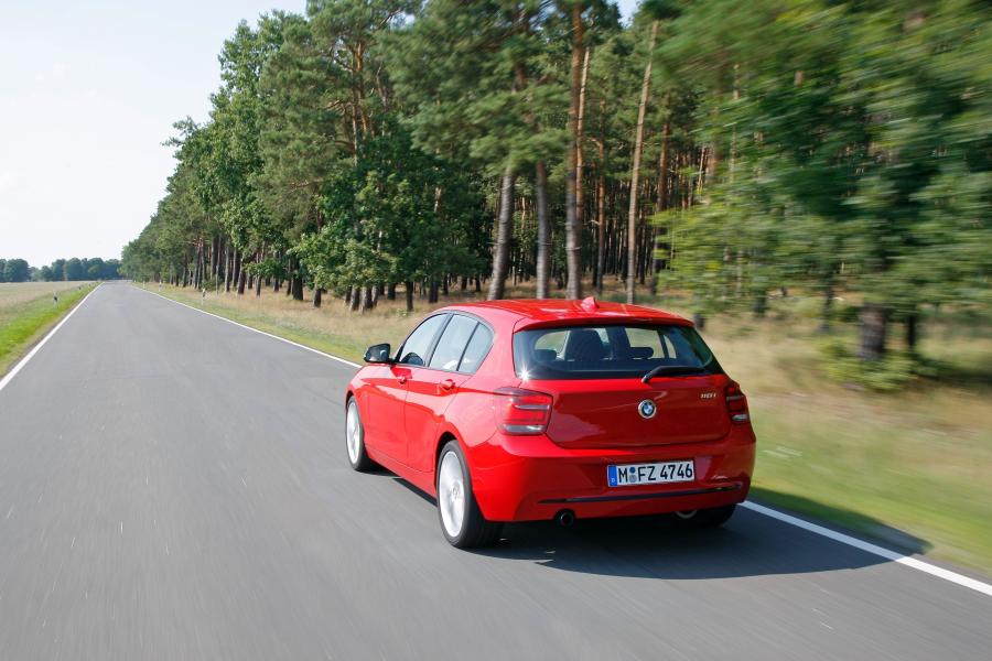  BMW 118i Sport Line 2011 года  (фото 90 из 185)